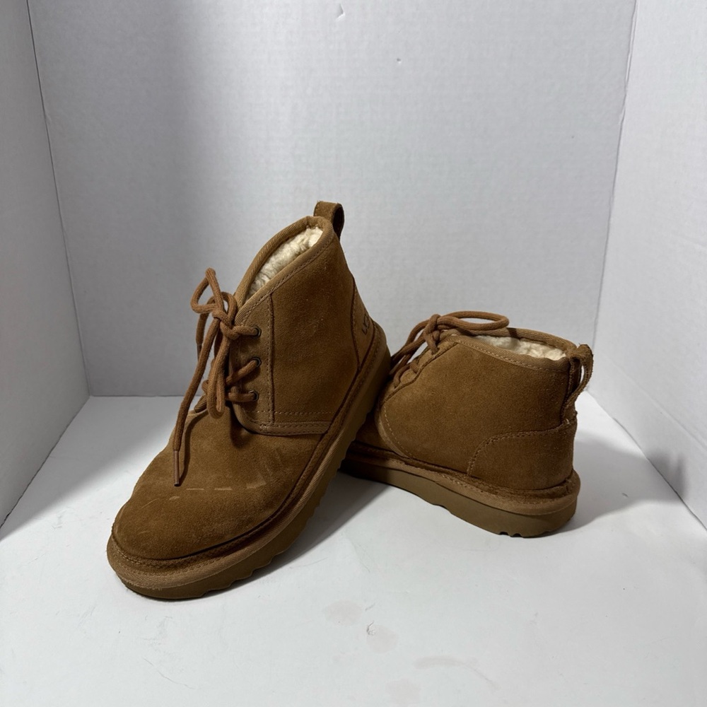 UGG Neumel II Kids Sz 3 Chestnut Suede Shearling Chukka Boot Bootie 1017320K